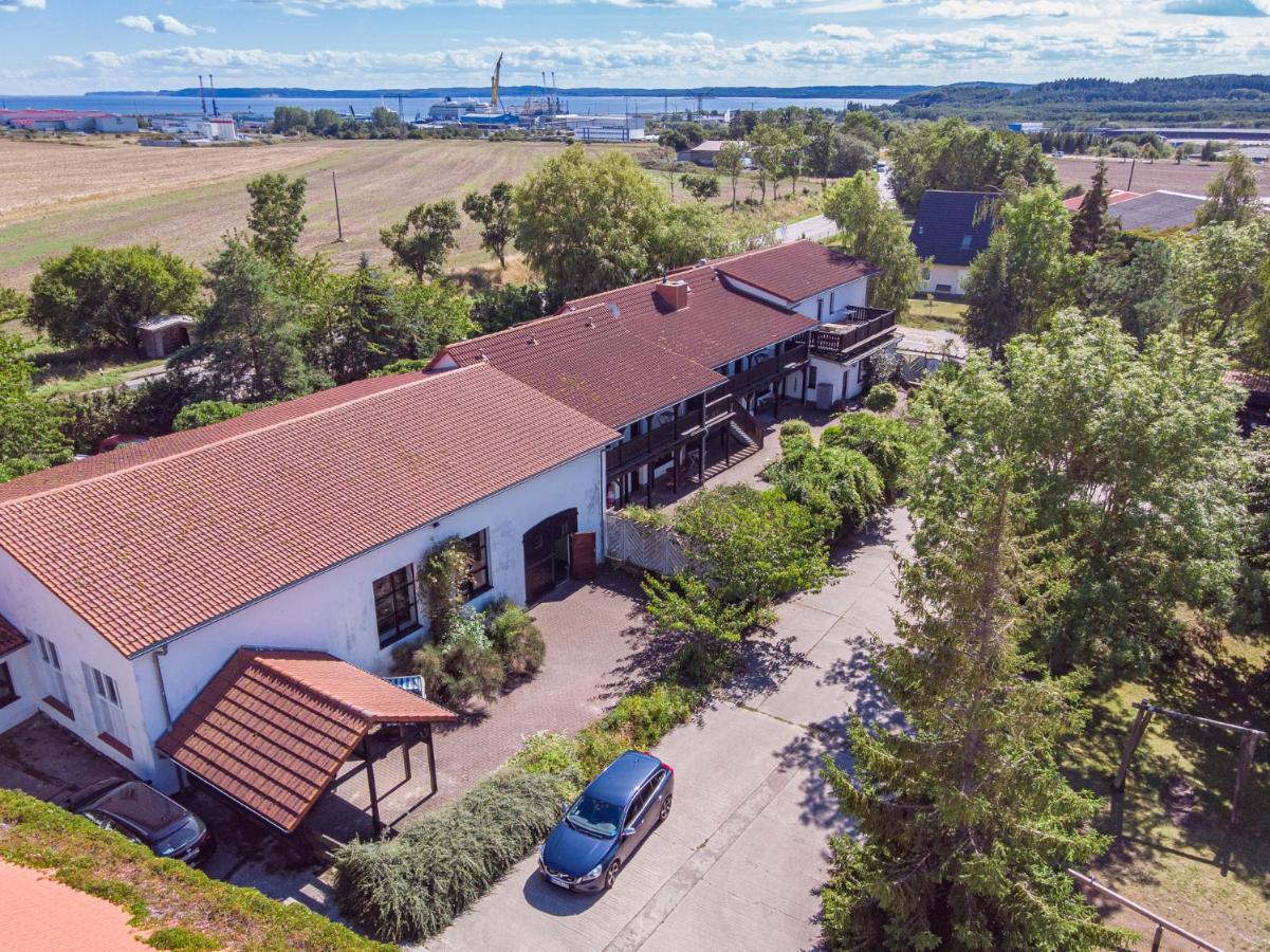 Landpension Dubnitz - Ferienwohnung 1 Sassnitz Exterior foto