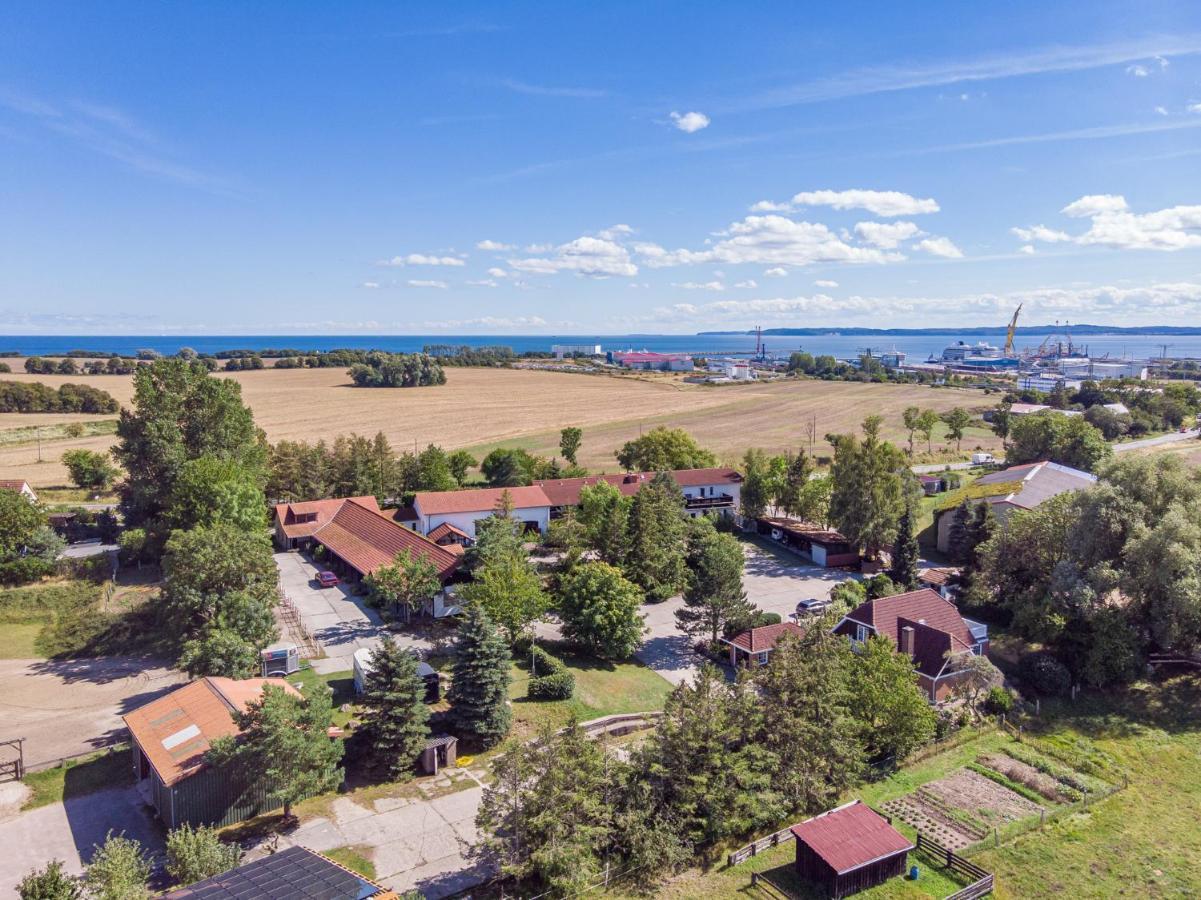 Landpension Dubnitz - Ferienwohnung 1 Sassnitz Exterior foto