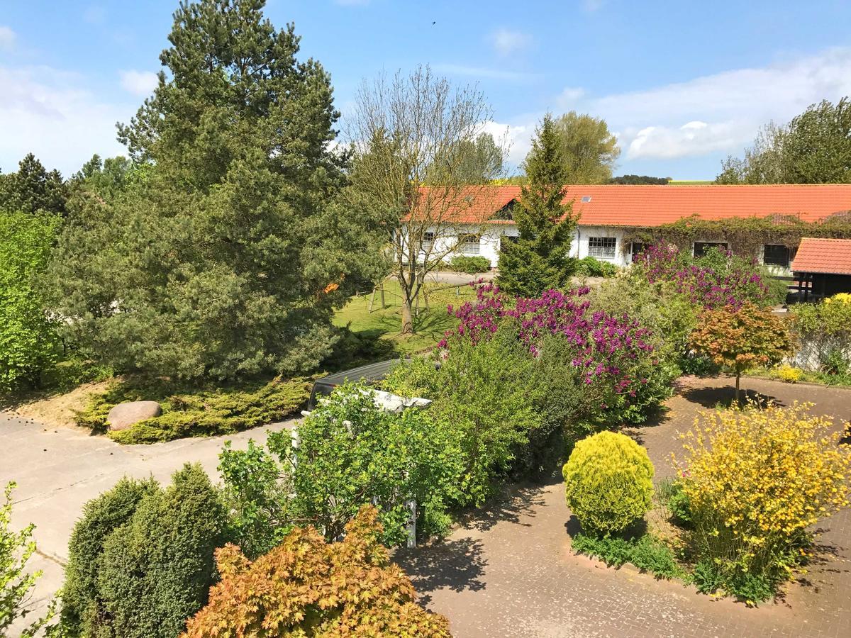 Landpension Dubnitz - Ferienwohnung 1 Sassnitz Exterior foto